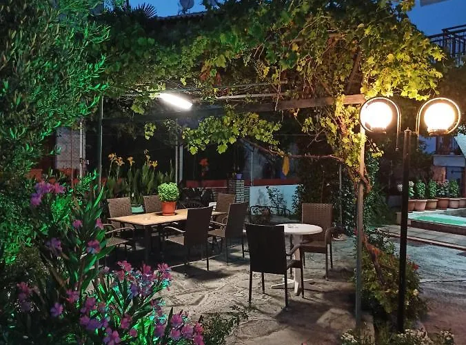 纳斯塔西娅一室公寓 公寓式酒店 阿菲托斯