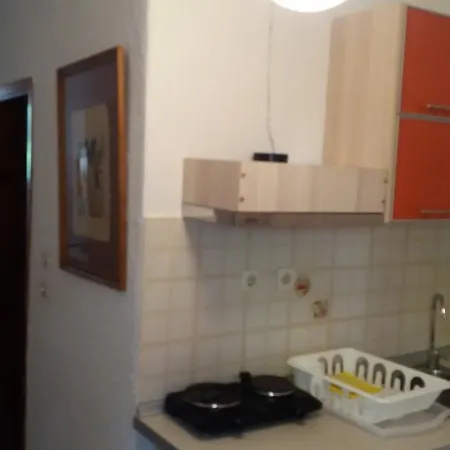 Ξενοδοχείο με διαμερίσματα Nastasia